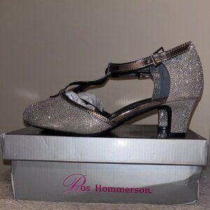 Ros Hommerson Heidi T-Strap Pumps Silver Iridescent Glitter 9WW